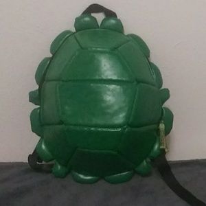 Ninja Turtles shell backpack